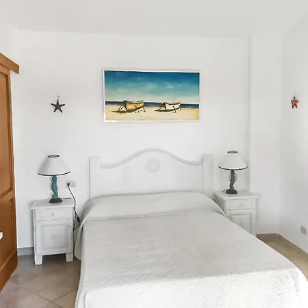 Holiday home Villetta San Teodoro, 4 Stanze Da Letto