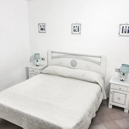 Villetta San Teodoro, 4 Stanze Da Letto Holiday home *