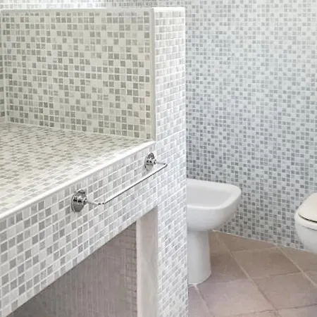 Holiday home Villetta San Teodoro, 4 Stanze Da Letto